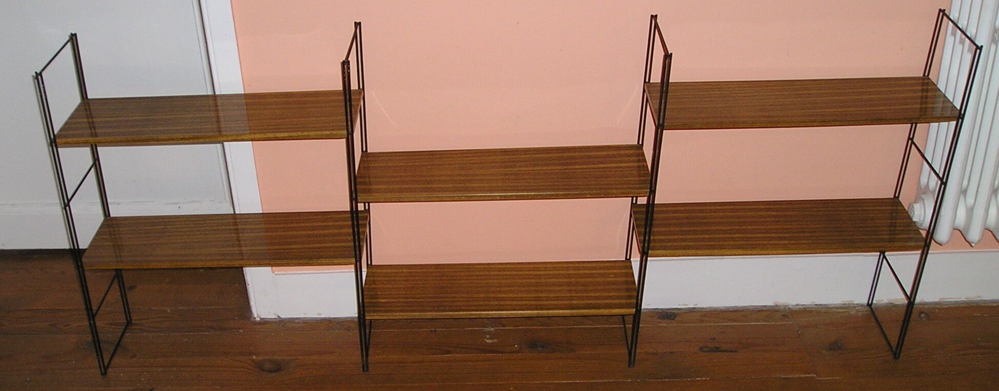 Flexible strings in laqué metal