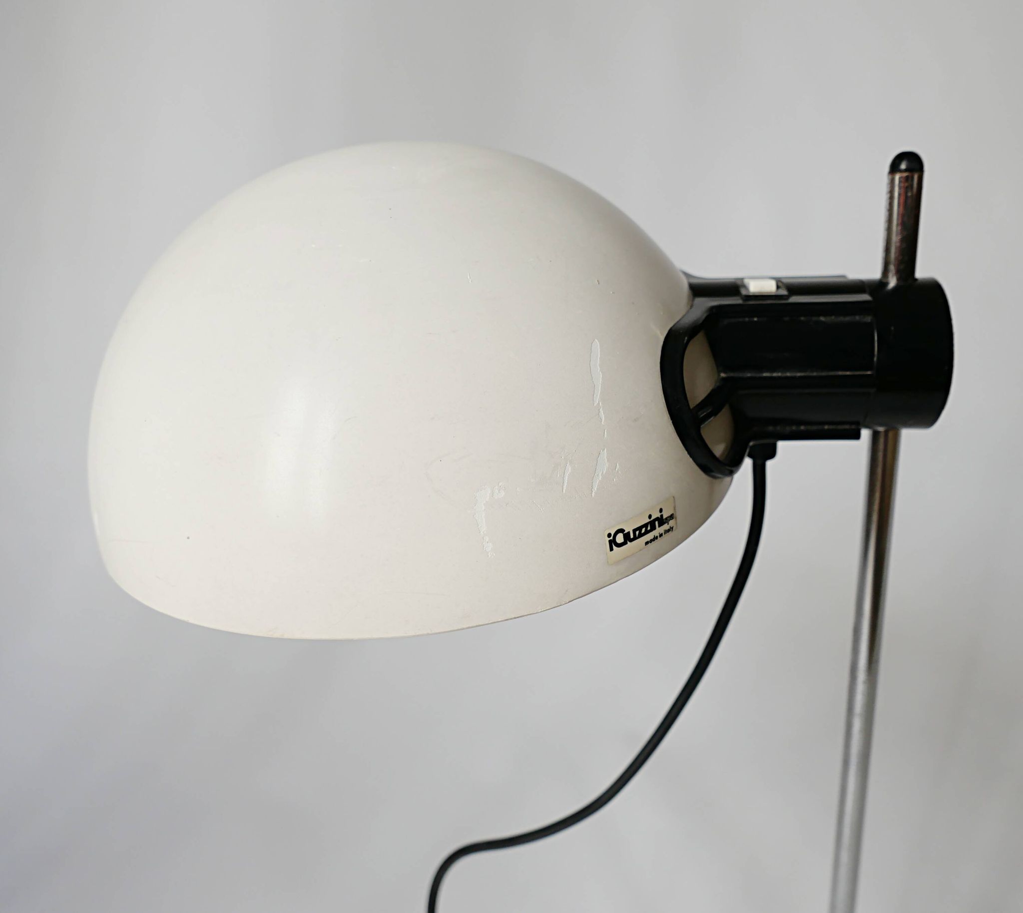 Guzzini lamp 1970s design 1970
