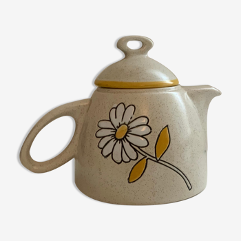 Flowering teapot