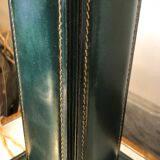 Pied de lampe en cuir vert vers 1960