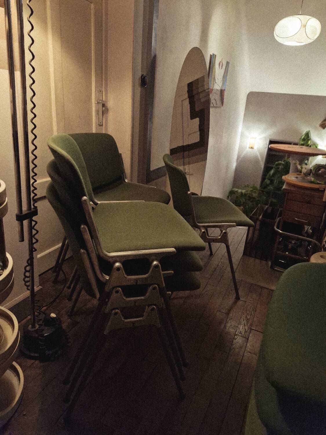 Suite of 6 DSC 106 chairs by Giancarlo Piretti for Castelli / Anonima.