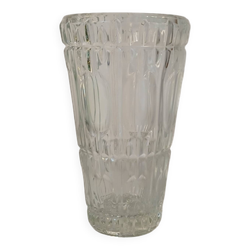 Chiseled glass vase, "round and striped" patterns