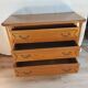 Commode vintage en bois massif