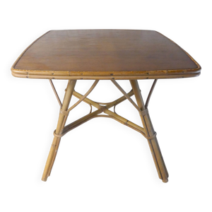 Table basse en rotin