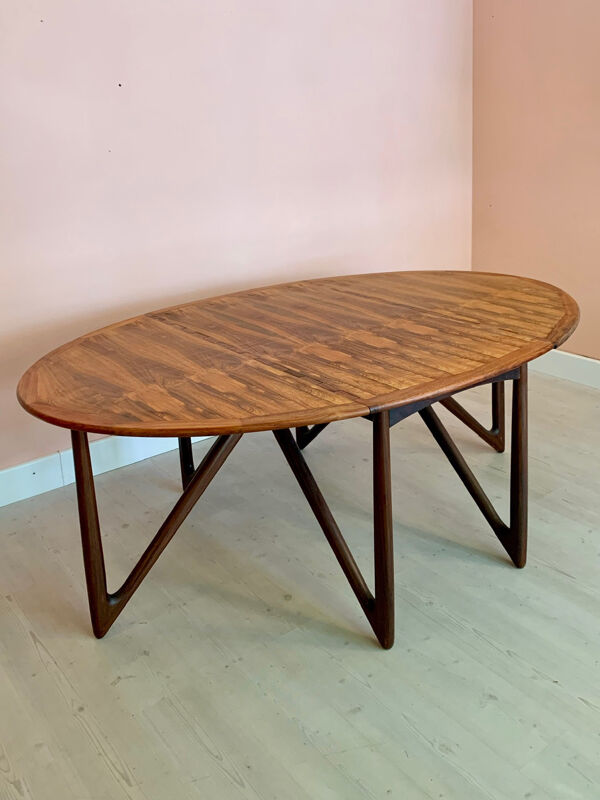 Table à manger danoise en palissandre par Kurt Østervig 1960