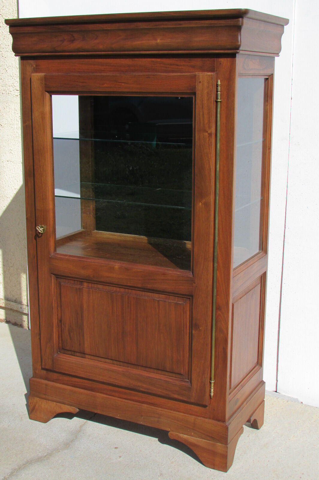 Louis Philippe showcase in solid walnut