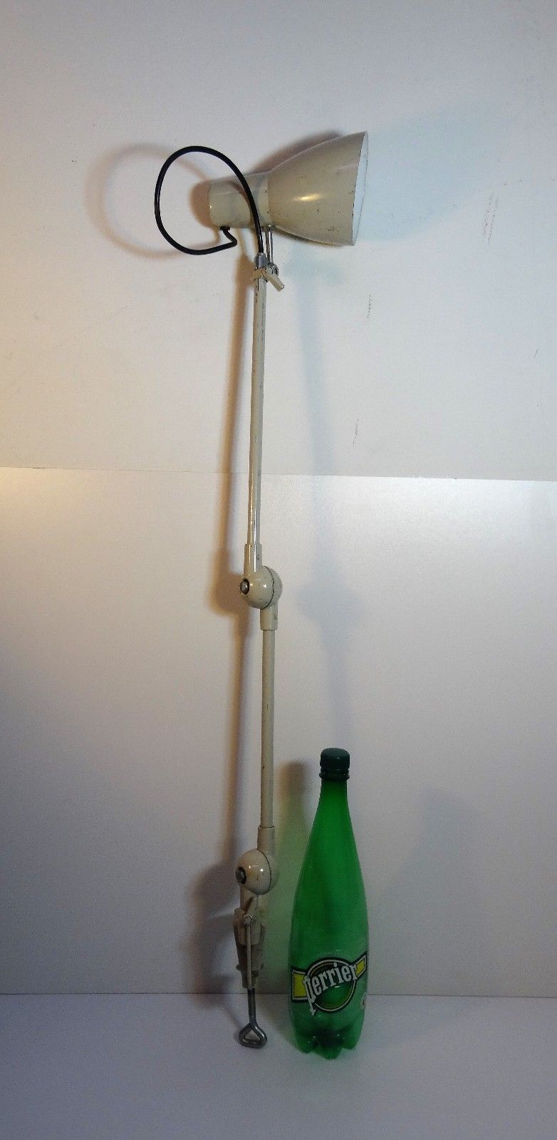 Lamp style workshop articulated