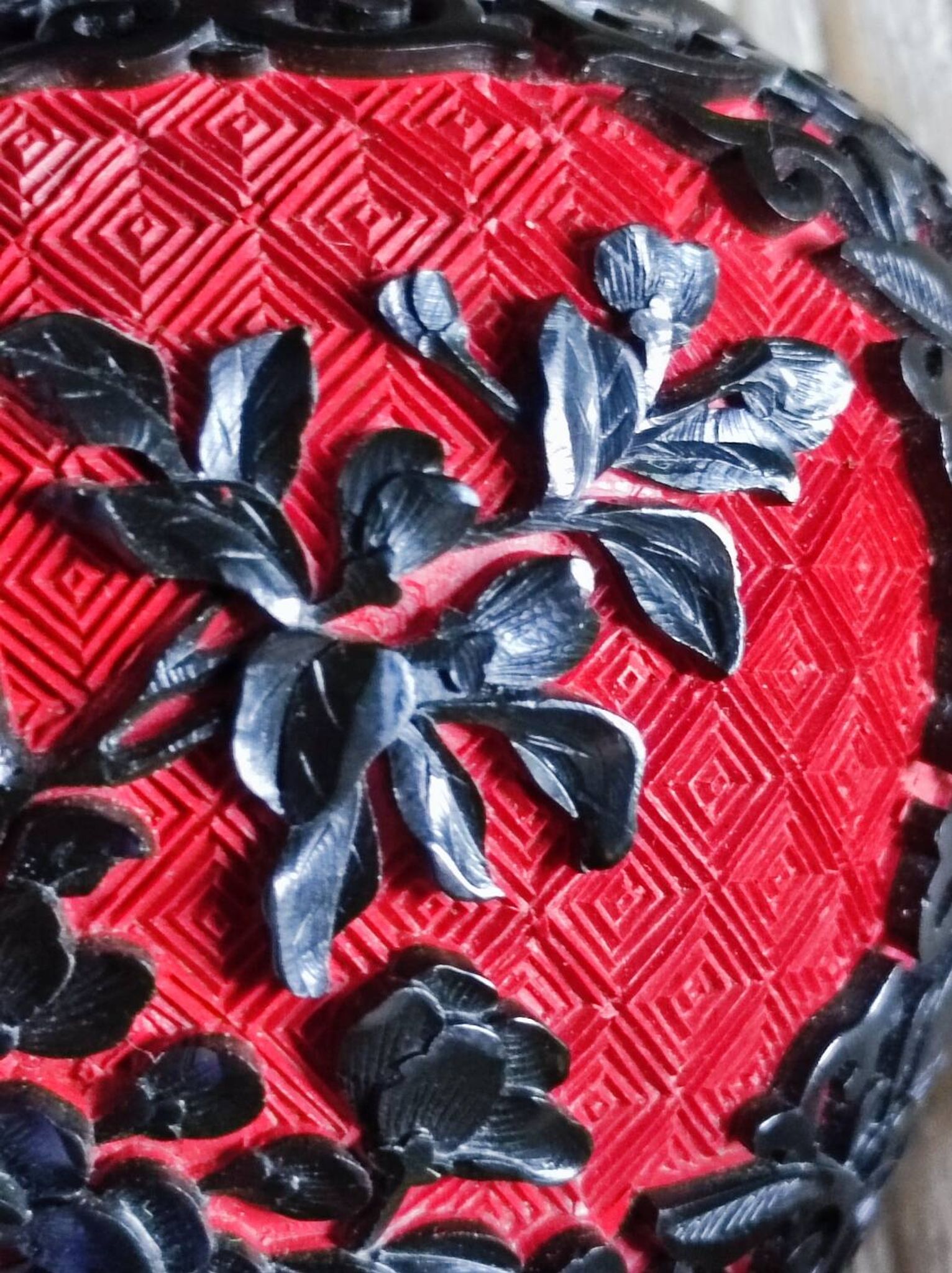 Cinnabar vases