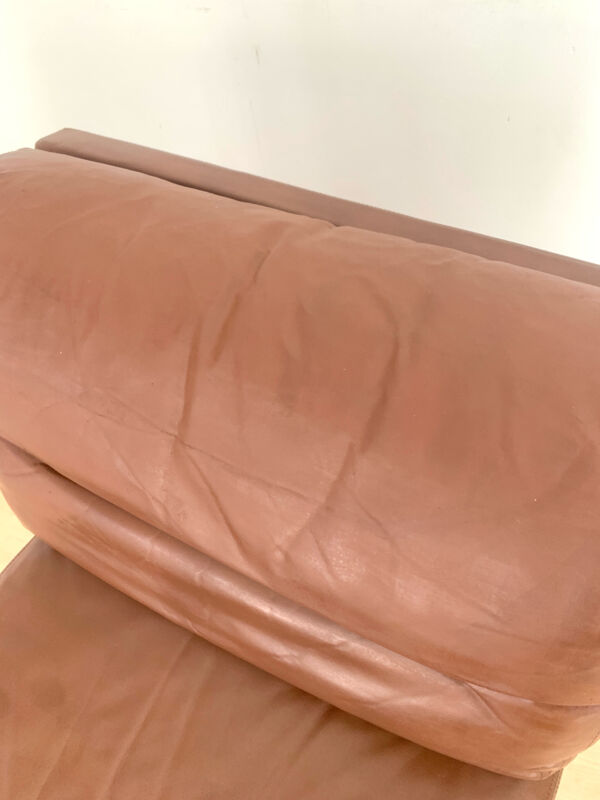 Chauffeuse cuir vintage Jacques Charpentier