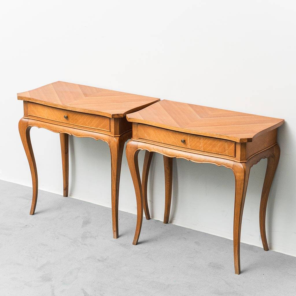 Pair of vintage wooden bedside tables from the 1950s modernism