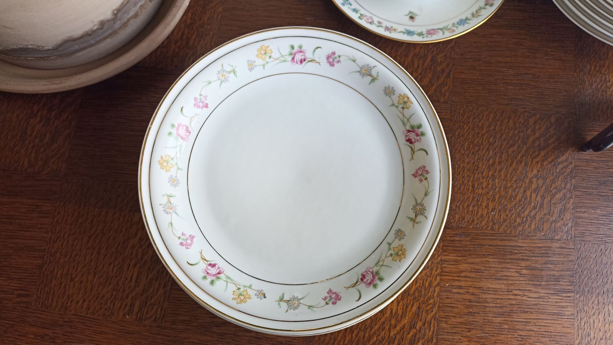 6 flat porcelain plates from Châtres-sur-Cher - Lot n°2