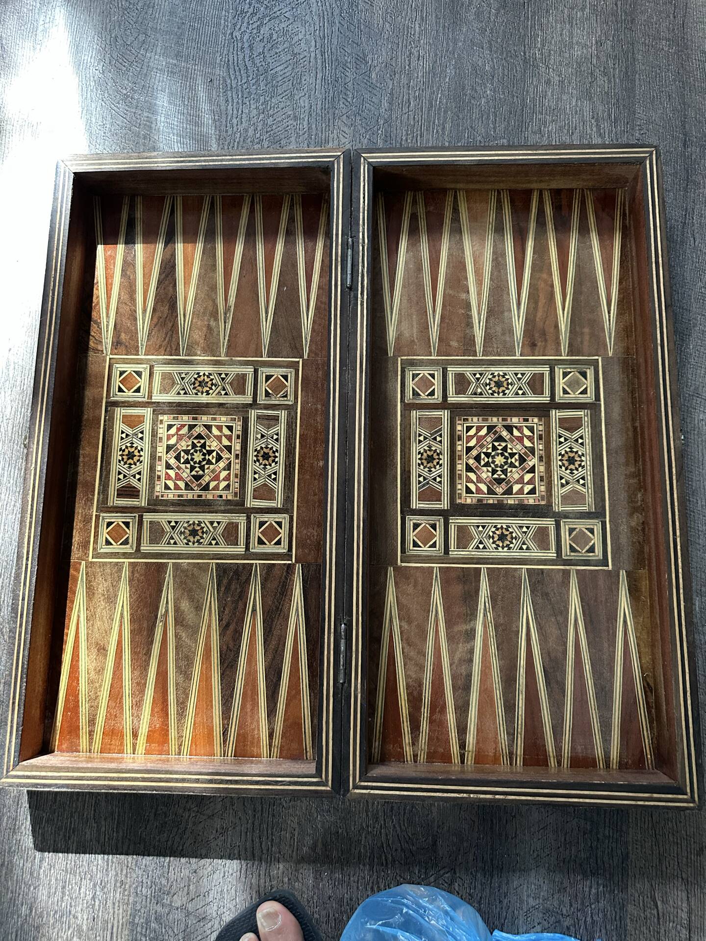 Backgammon game in marquetry
