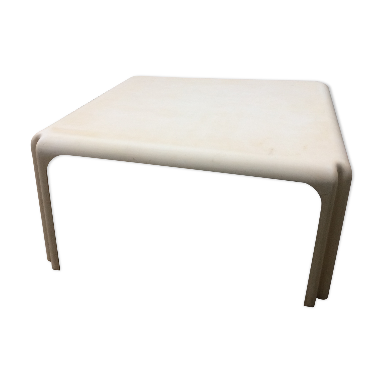 Table arcadia by  Magistretti Vico for Artemide 1980