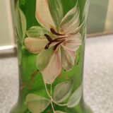 Vase en verre émaillé art nouveau