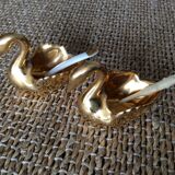 Salt and pepper "swan"