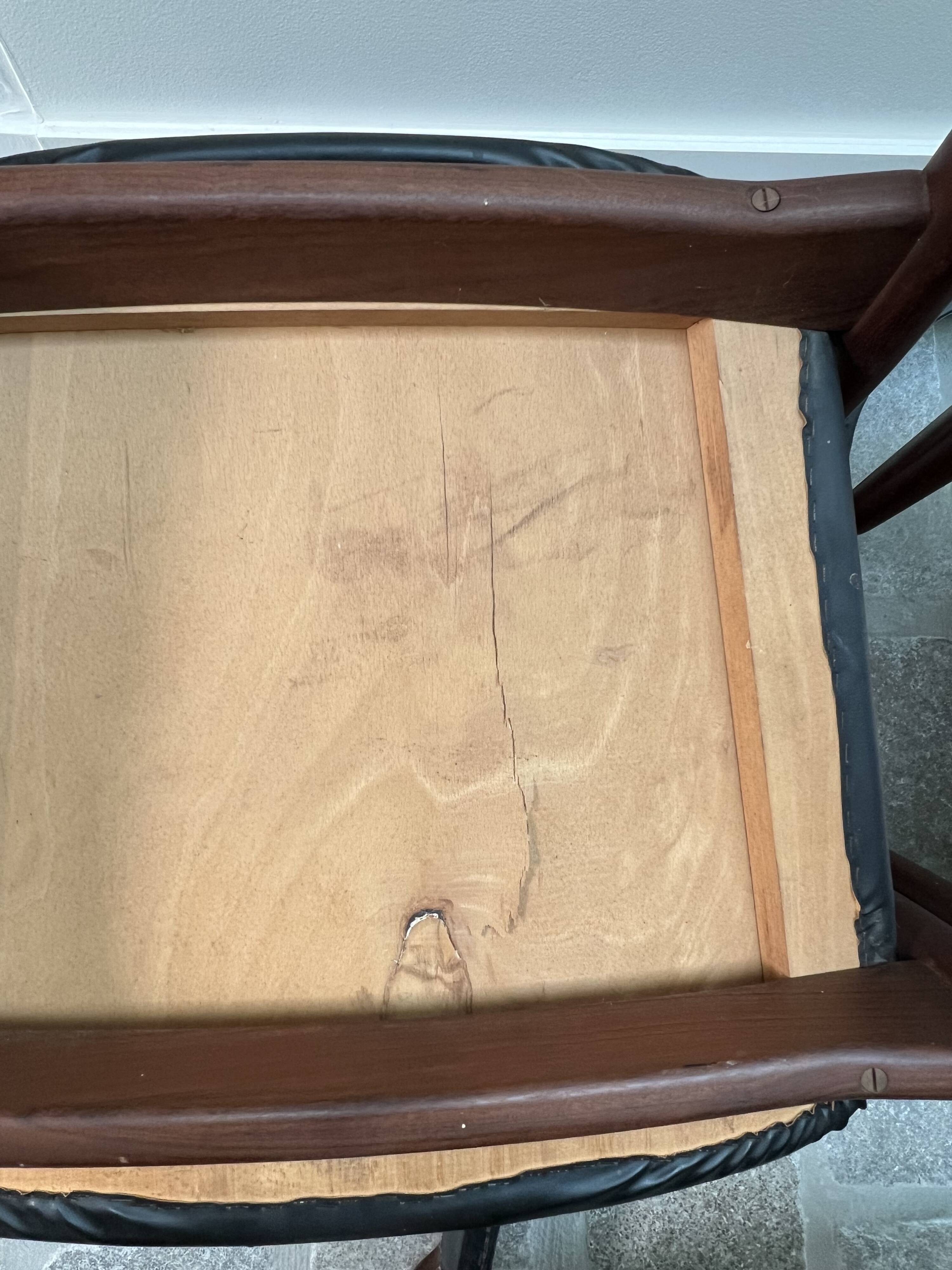 Set of 3 armchairs 213 Th. Harlev