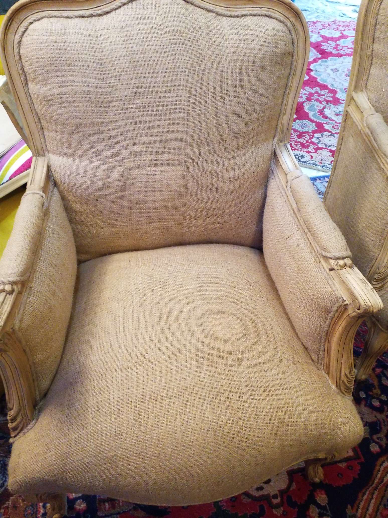 Paire de fauteuils Louis XV