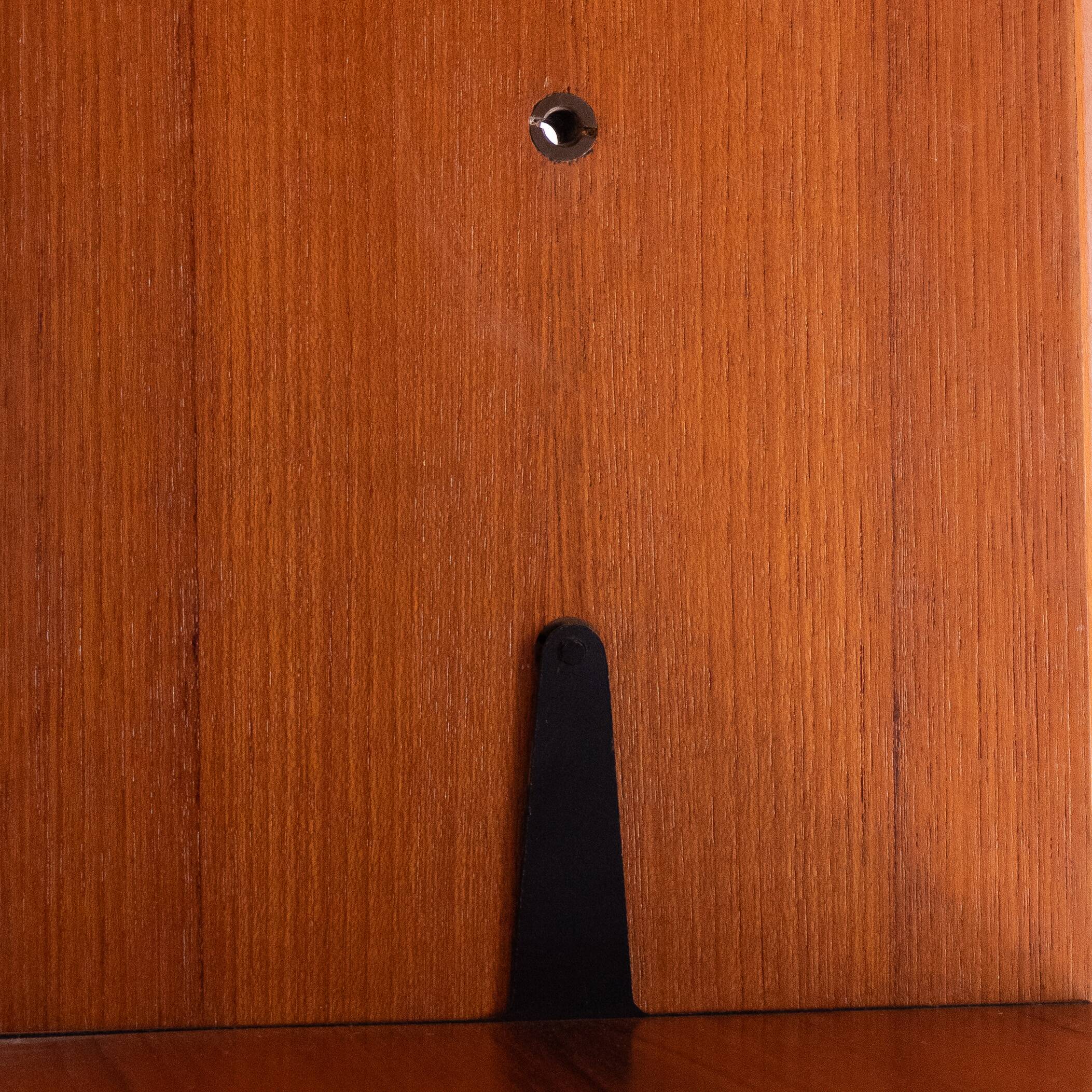 Vintage Italian Freestanding Teak Bookcase / Wall Unit in the Style of Dass
