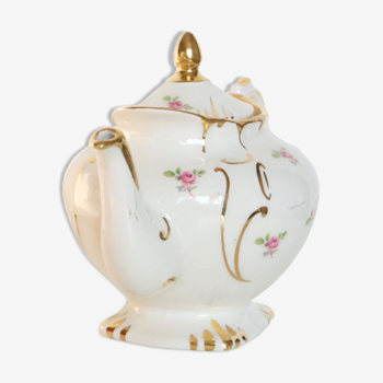 Théière en porcelaine