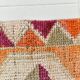 Tapis runner vintage berbère, motifs géométriques orange violet, 74x307Cm