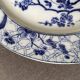 Assiette sur piédouche en faïence bleue et blanche Creil & Montereau, service "Japon", XIXème siècle