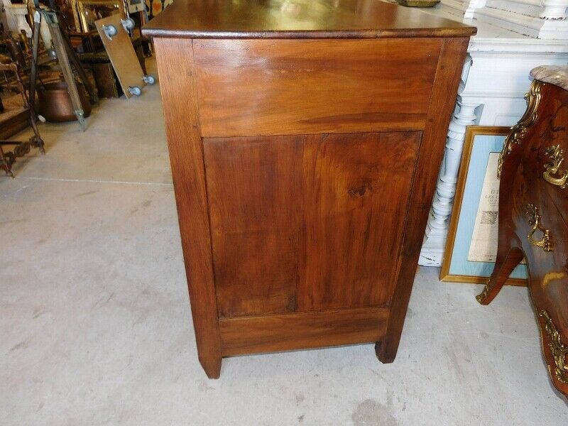 6-century walnut pantniere dresser