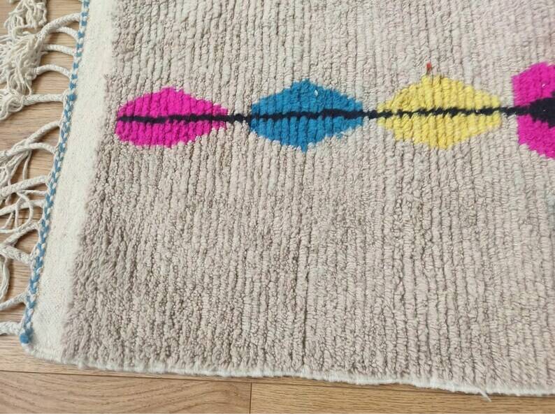 Traditional Moroccan rug 200cm x 300cm