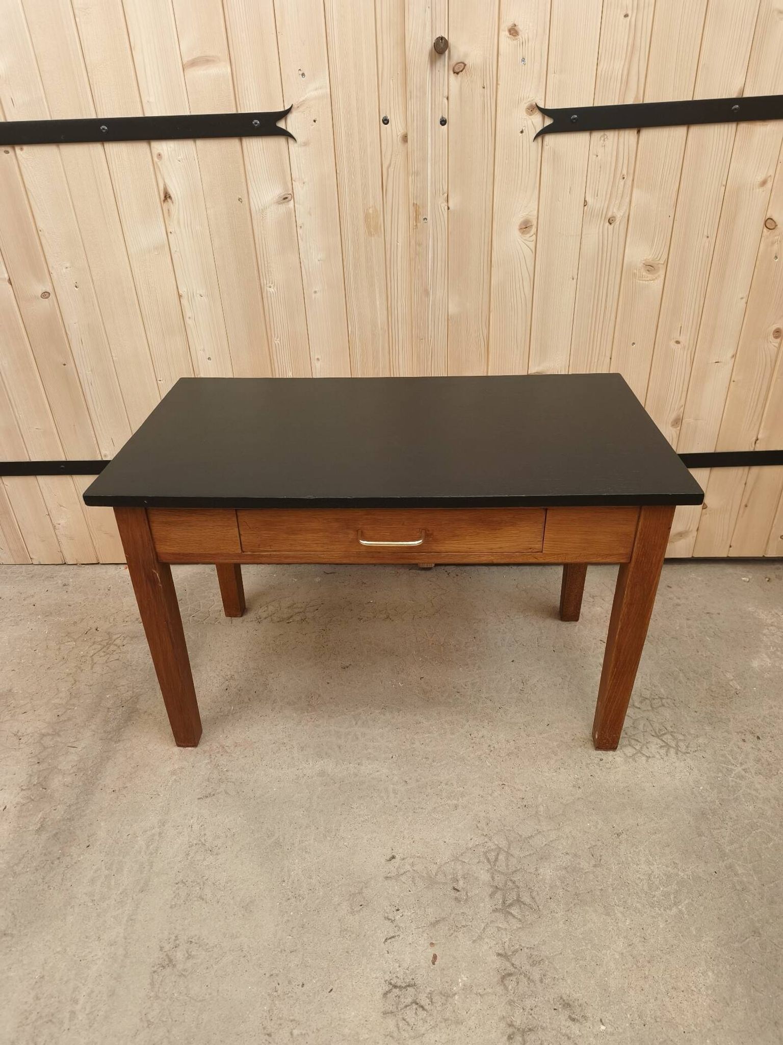 Vintage farmhouse coffee table - renovate the top painted in matte black.