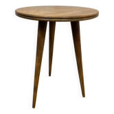 Tripod pedestal table