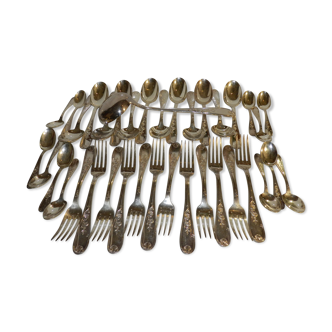 Silver metal housewife rock style