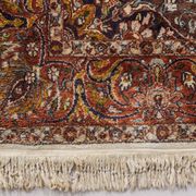Handwoven Medallion Rug - With Flowers