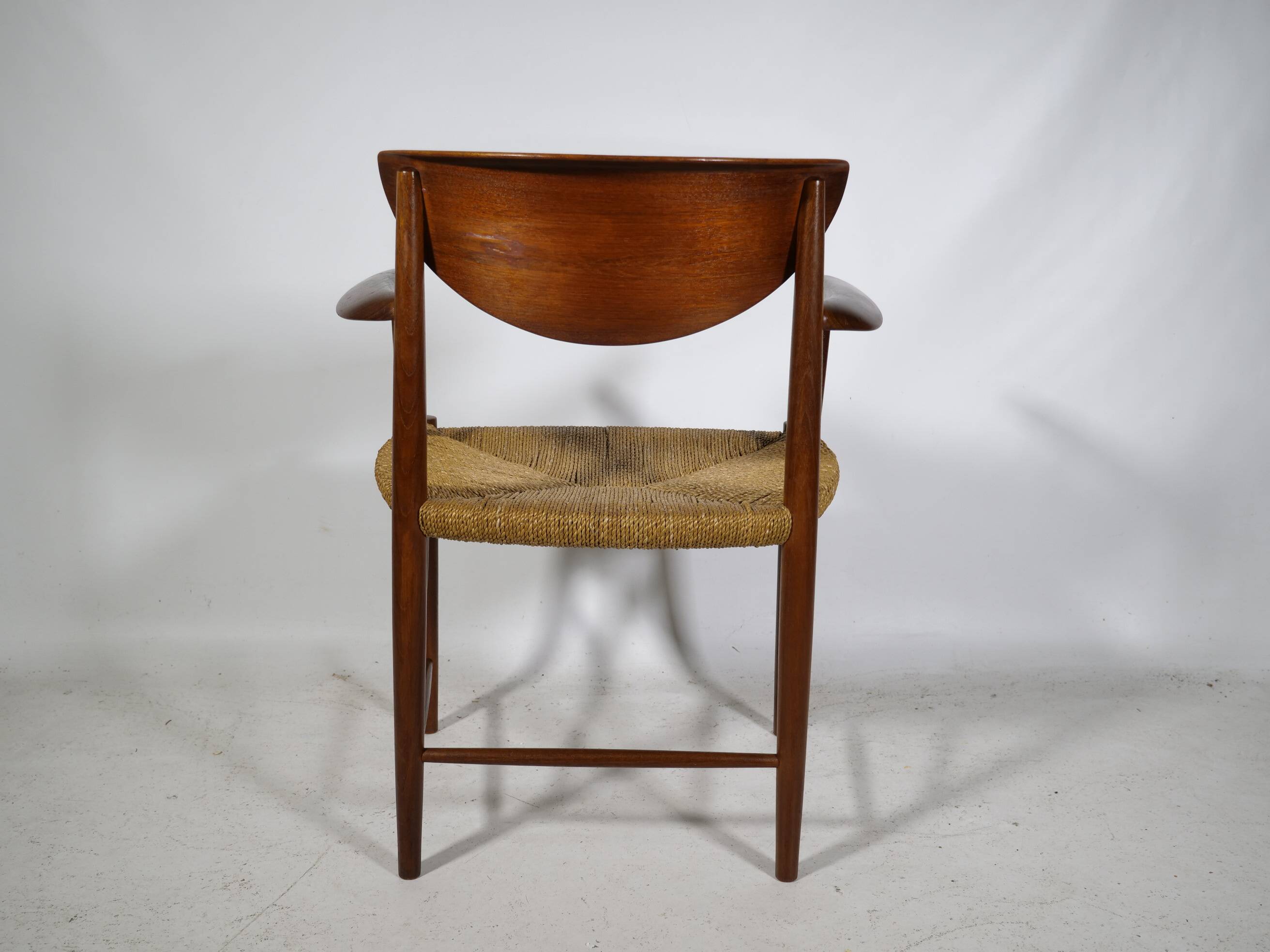 Danish Teak Armchair Peter Hvidt Soborg Mobelfabrik Model No.317