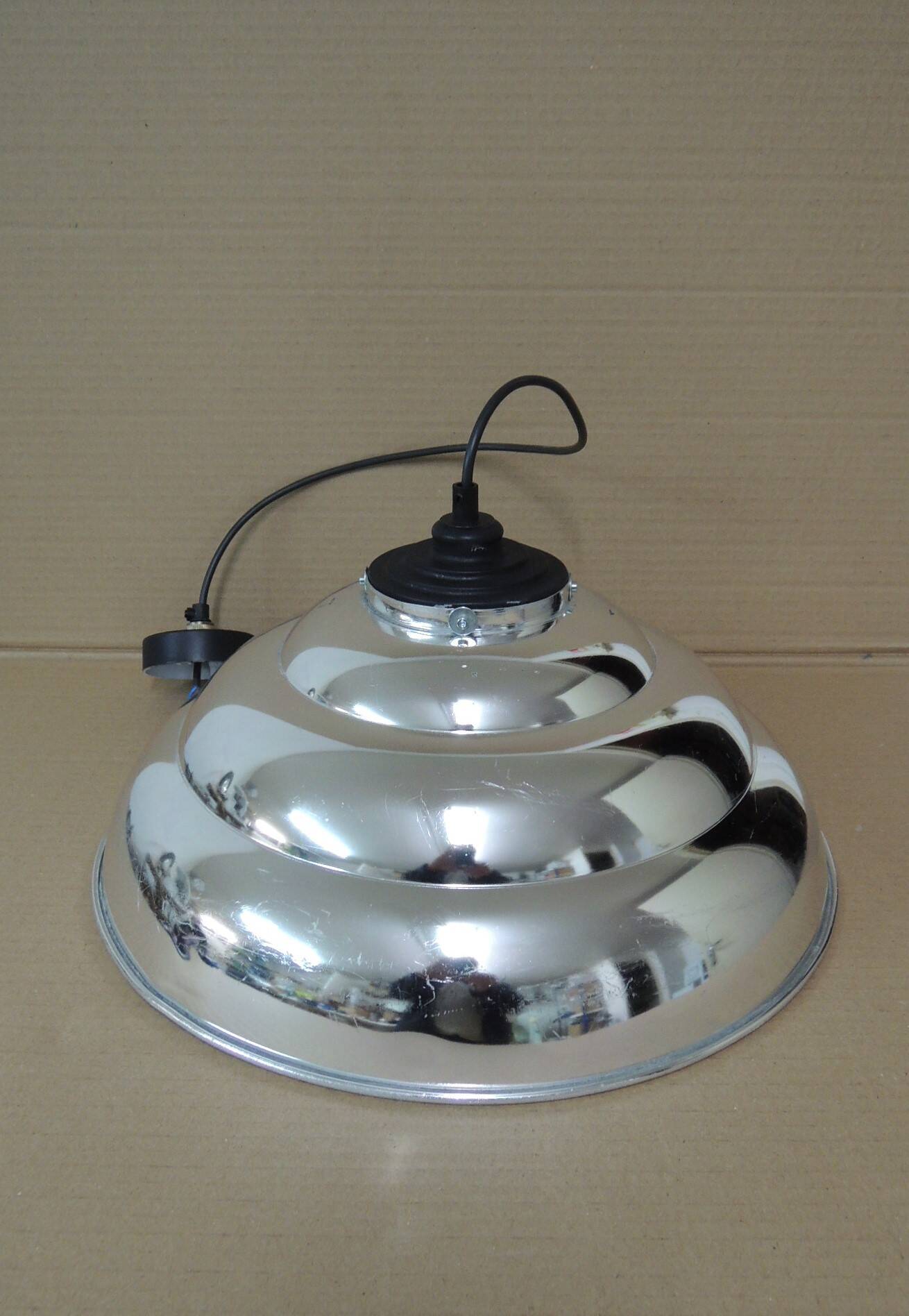 Industrial pendant light