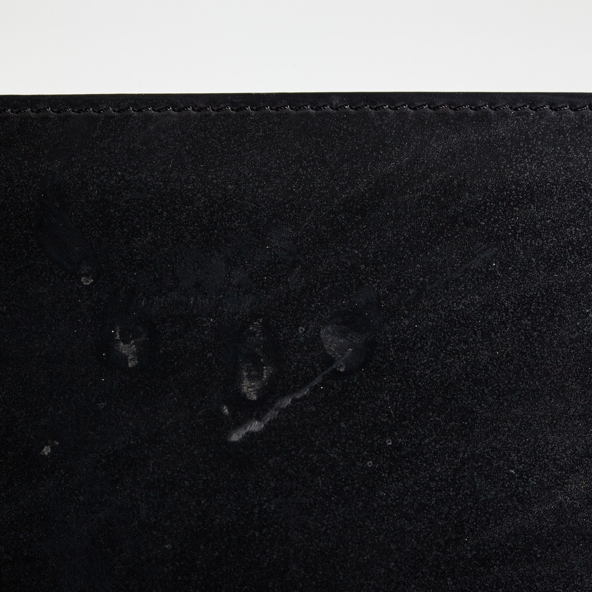 Lc1 leather armchair by le corbusier for cassina