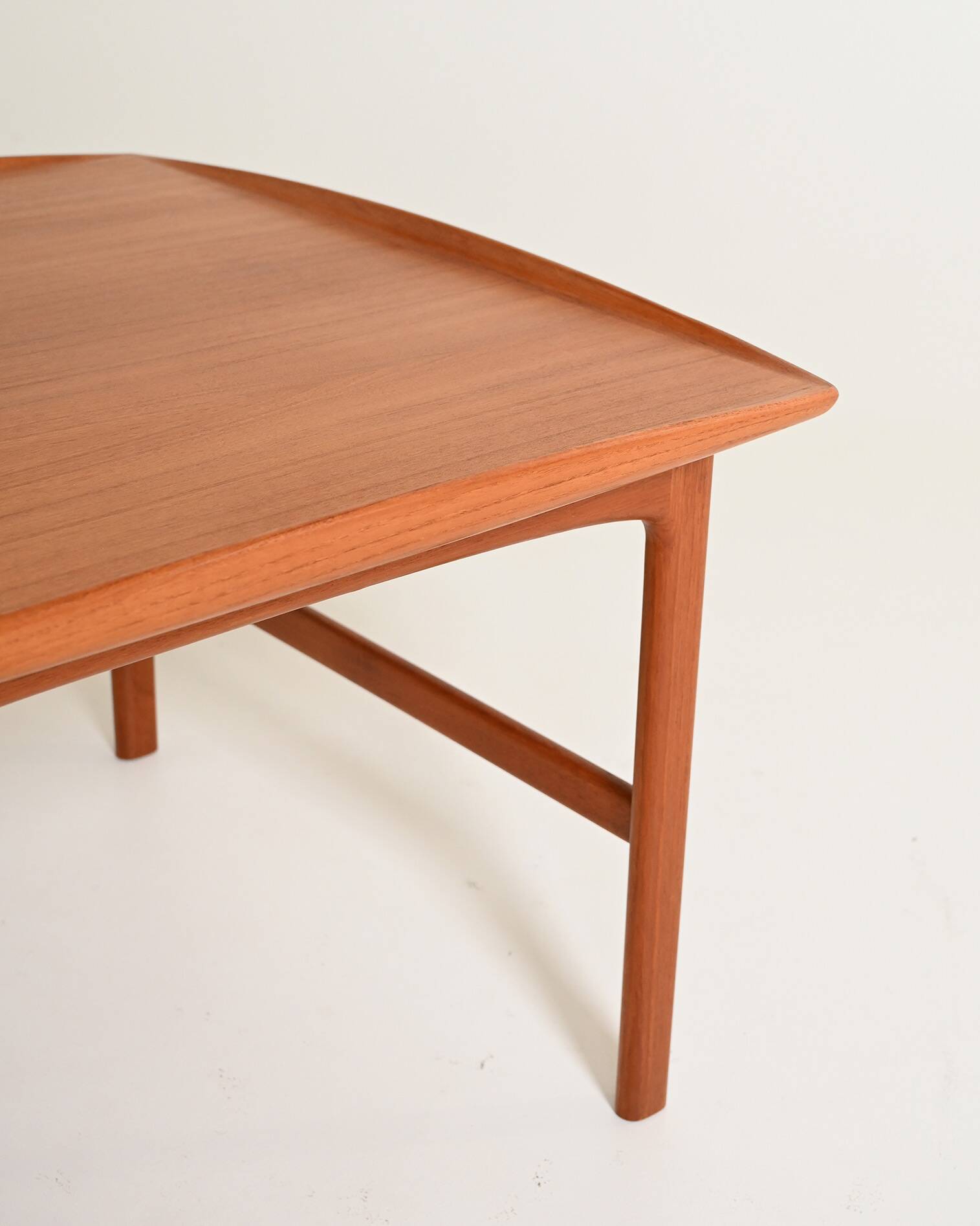 "Frisco" coffee table by Folke Ohlsson for Tingströms, 1960s