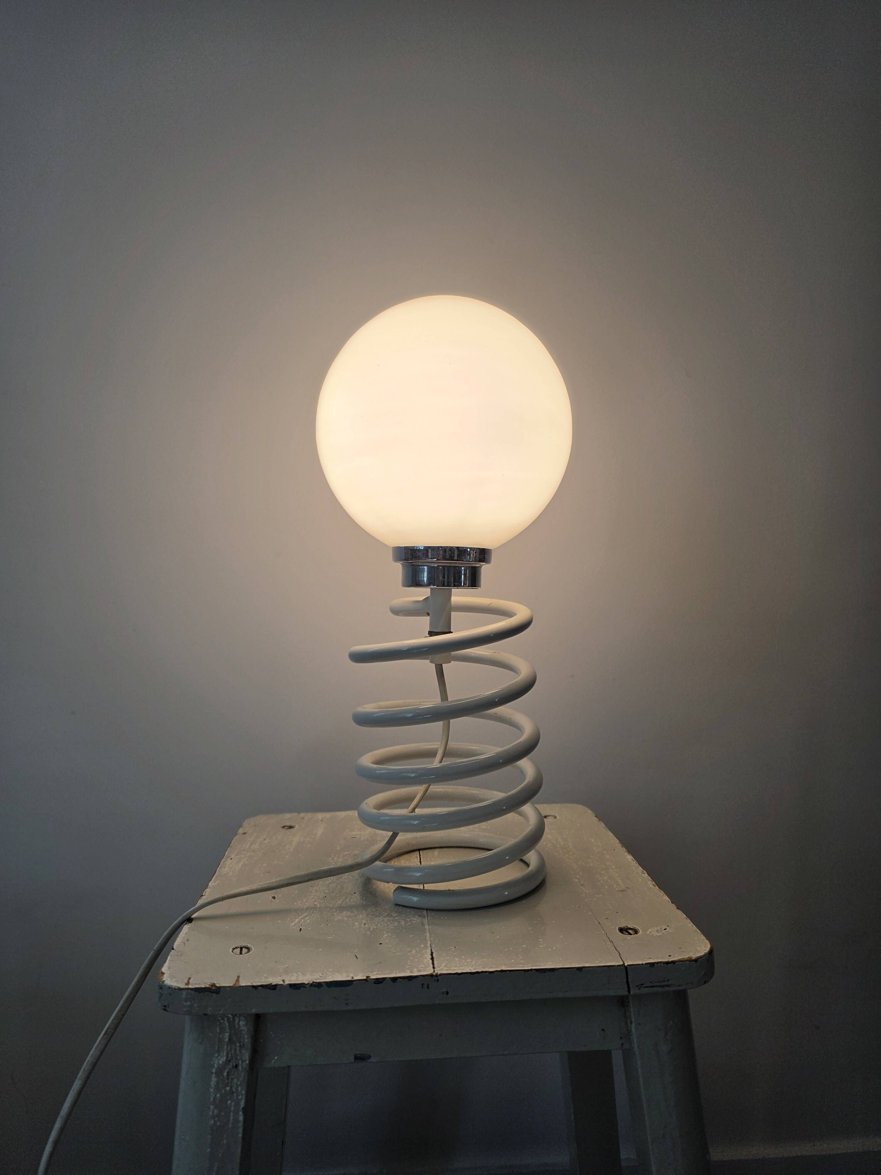 Ingo Maurer vintage 1970 table lamp Spring