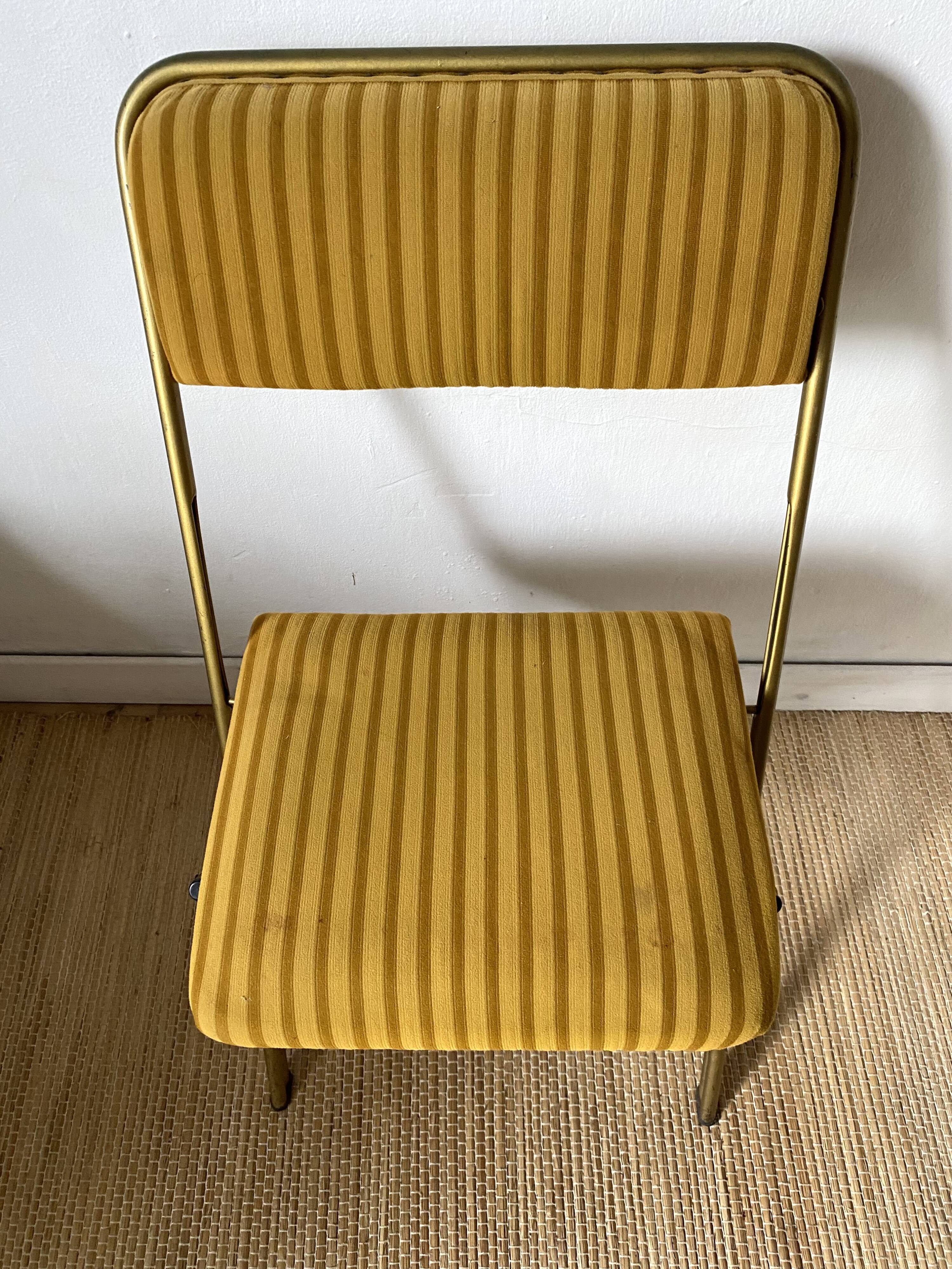 Lafuma folding chairs in velvet and gold metal
