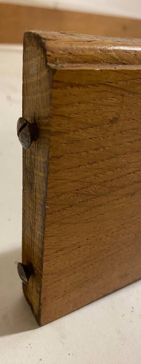 Bed and bedside compass foot