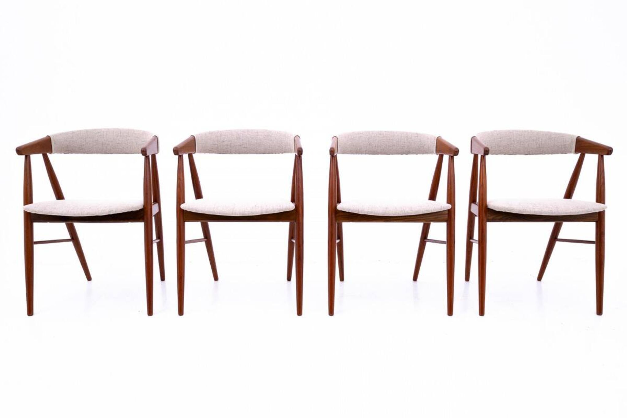 Chairs designed by Ejner Larsen & Aksel Bender Madsen, Denmark, 1960s. After renovation.