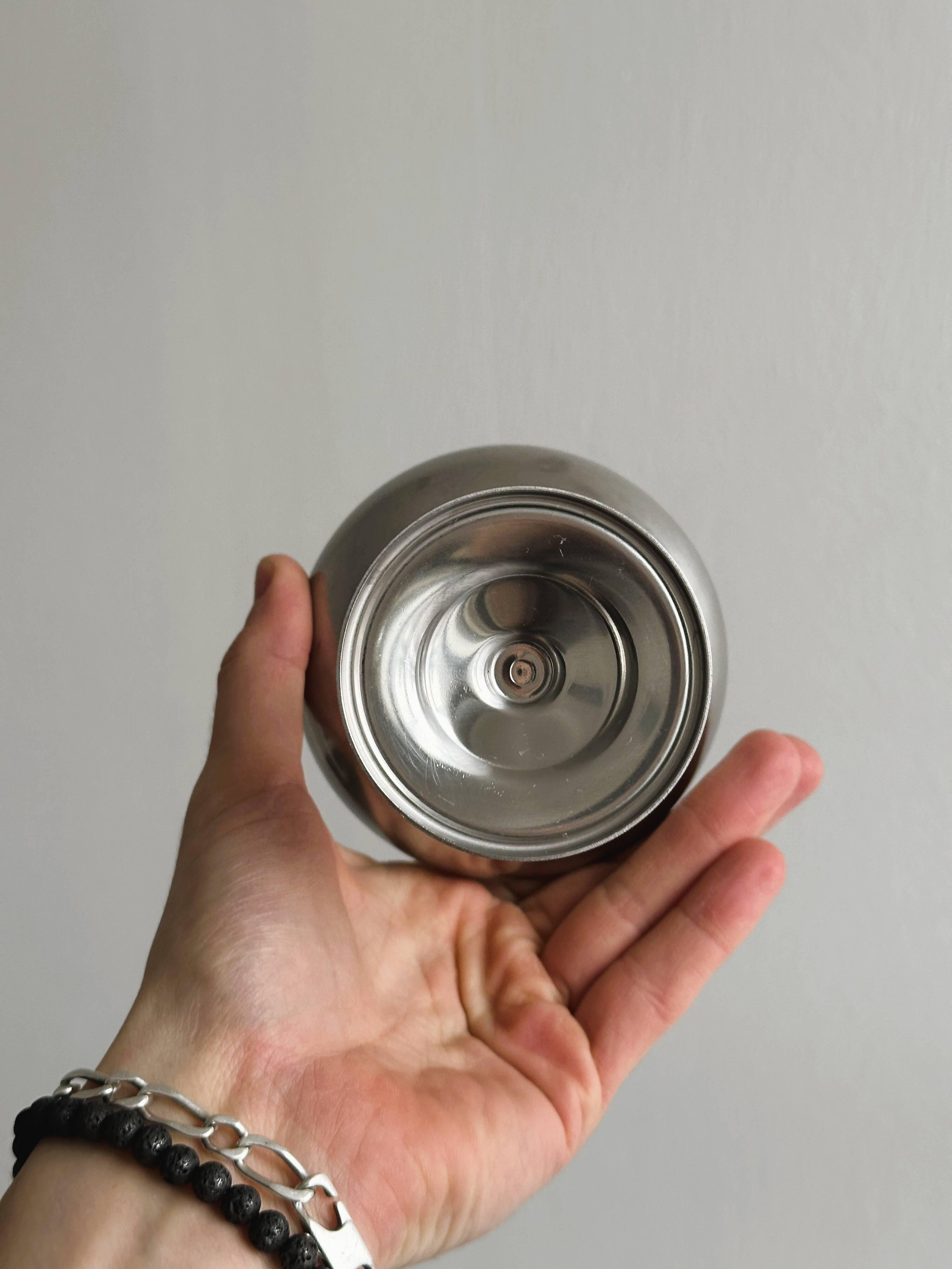 8 large stainless steel footed bowls Letang Remy