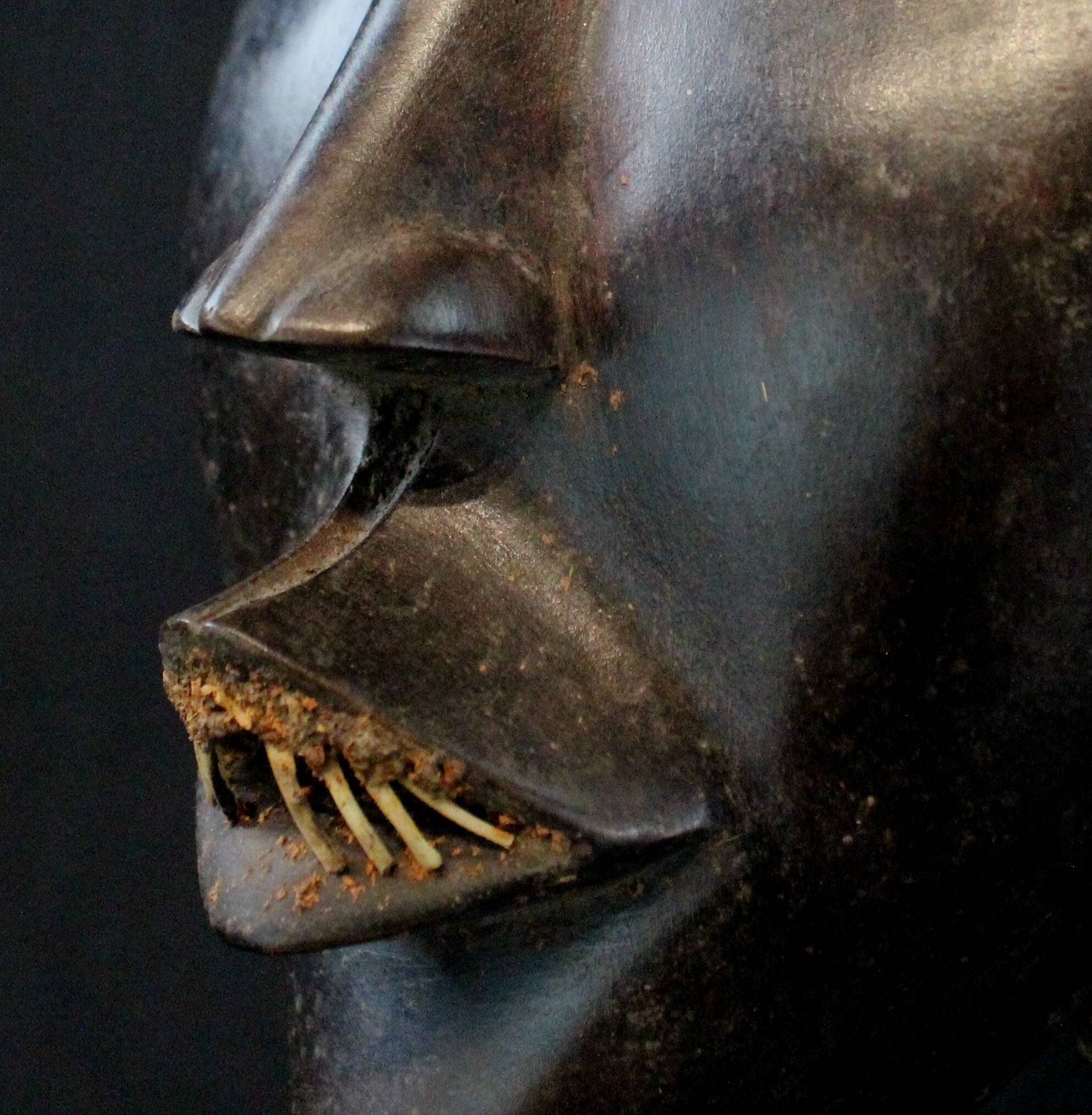 Dan Running Mask - African Art - Ivory Coast - 23 cm