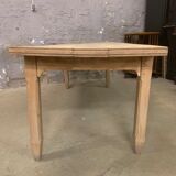 Old farm table 19th in raw solid elm