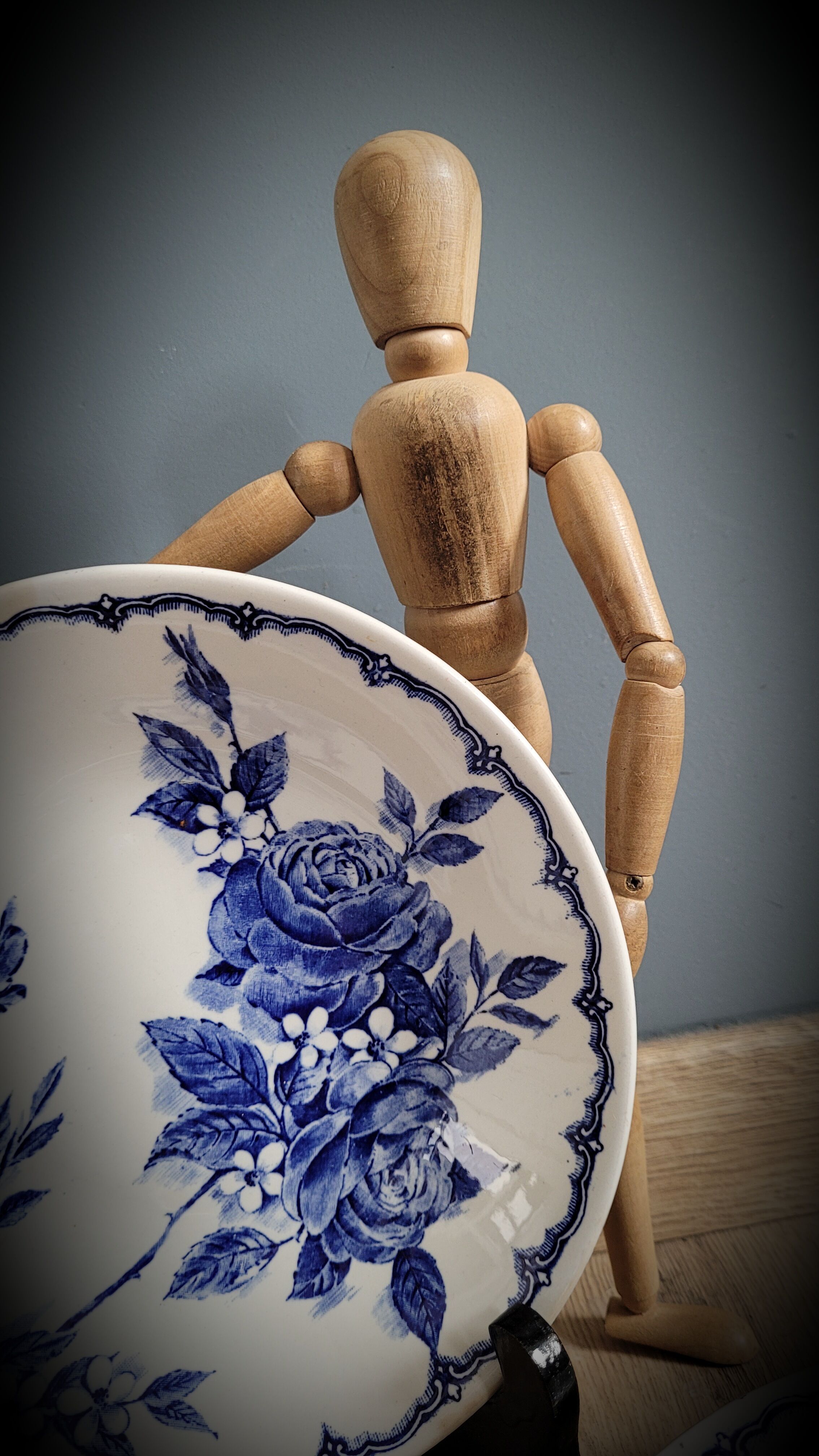 Set 4 plates Ironstone