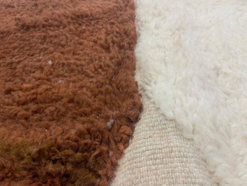 Authentic traditional handwoven Atlas Moroccan rug size 1.4/2.6.