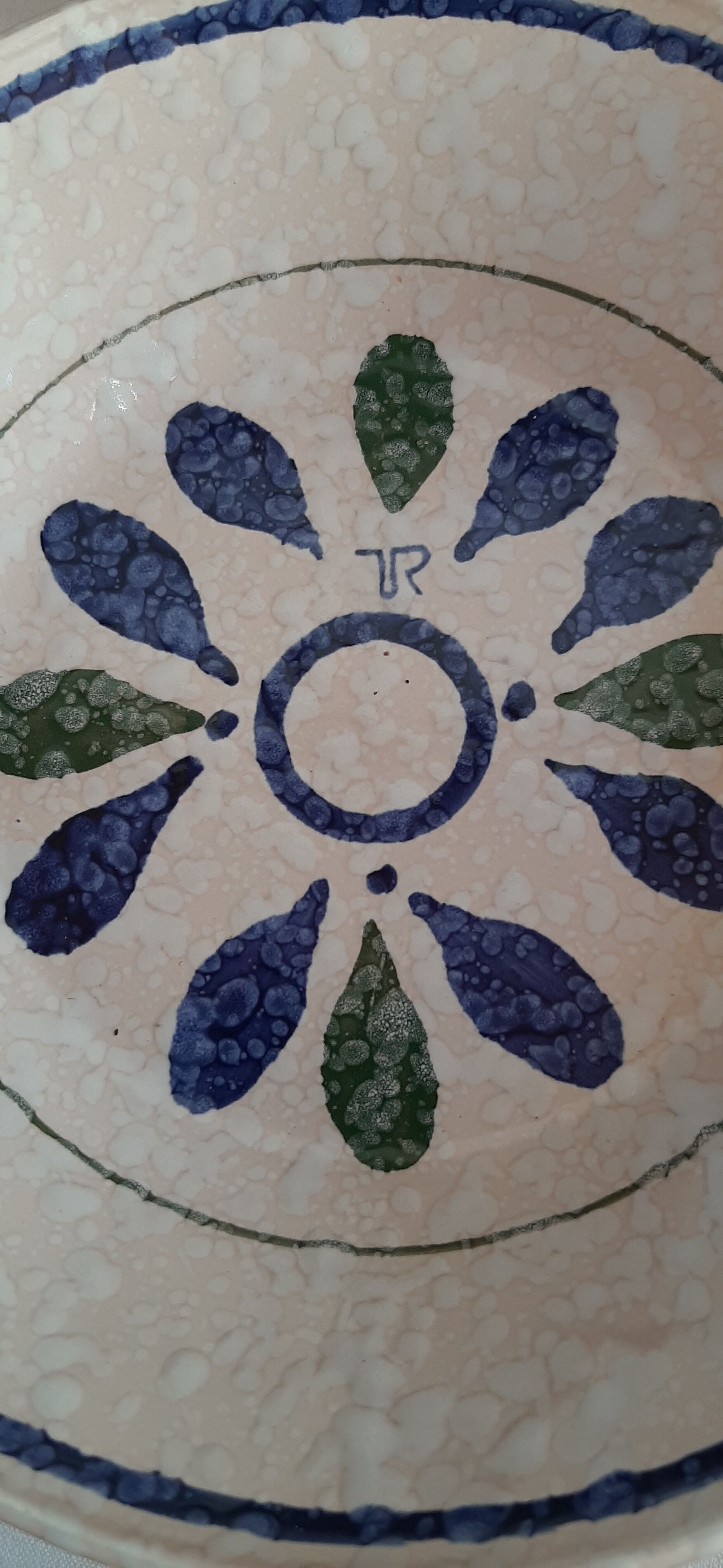 Toy Riont dish and plates