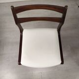 6 white leather Scandinavian chairs