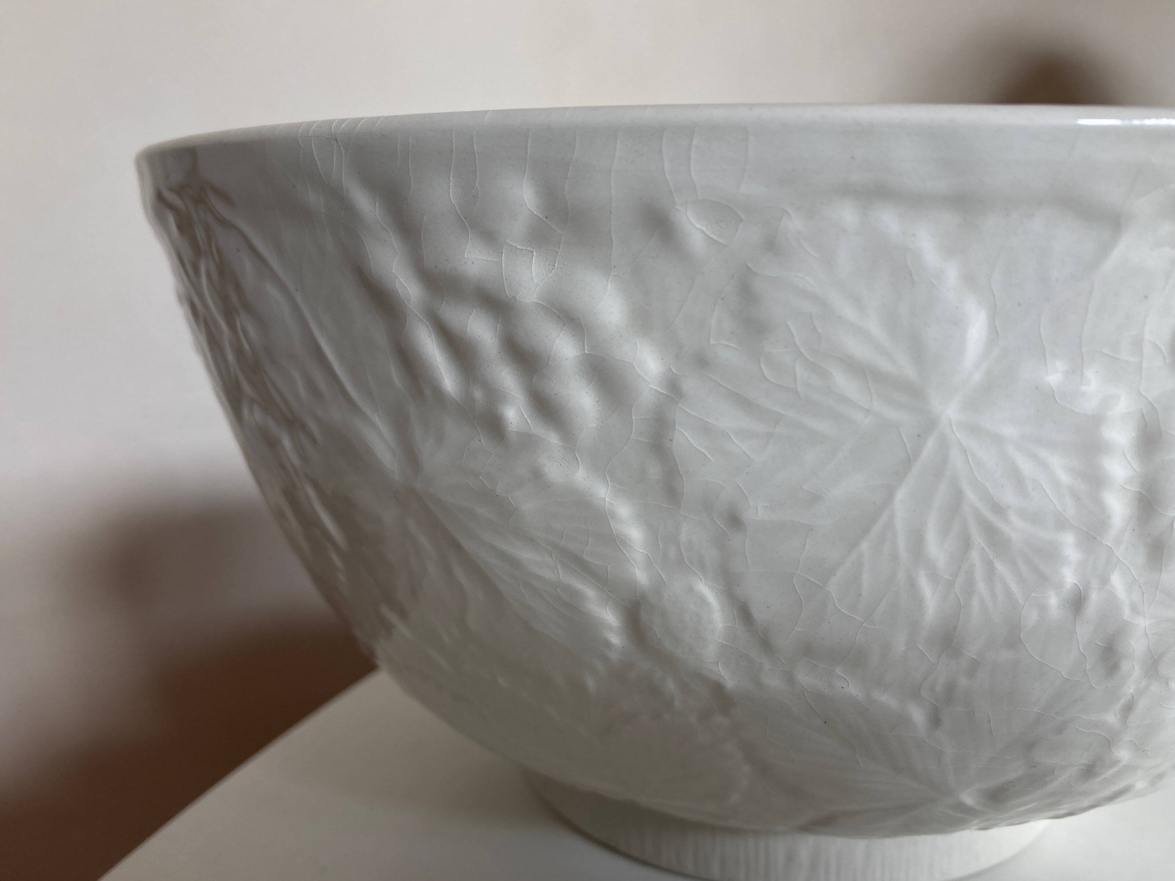 Burleigh Davenport English earthenware salad bowl with vine leaf and strawberry relief