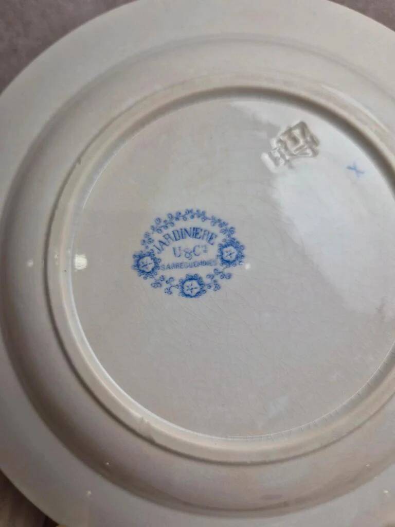 Set of 2 deep plates in Sarreguemines ironstone – Jardinière model – Various decorations