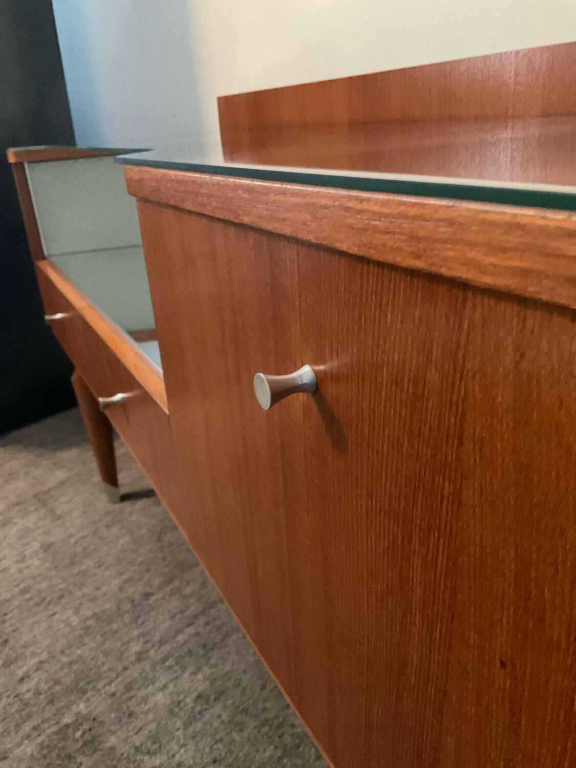 Enfilade Scandinavian tv cabinet of the 60s in teak