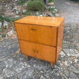 Side table on wheels